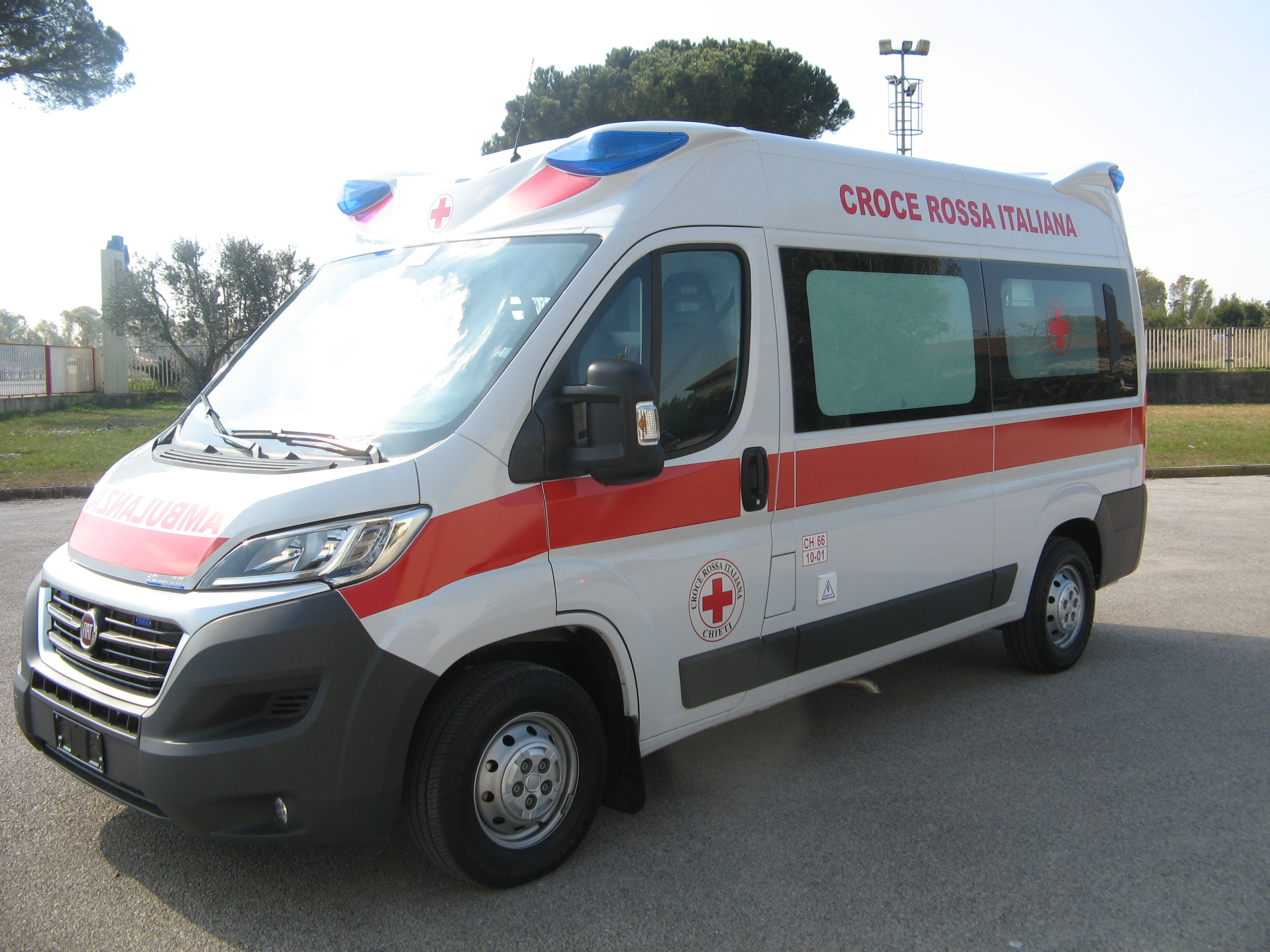 Lavora con Croce Rossa Italiana